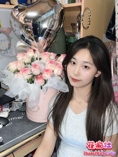 学院派美女孙奕彤